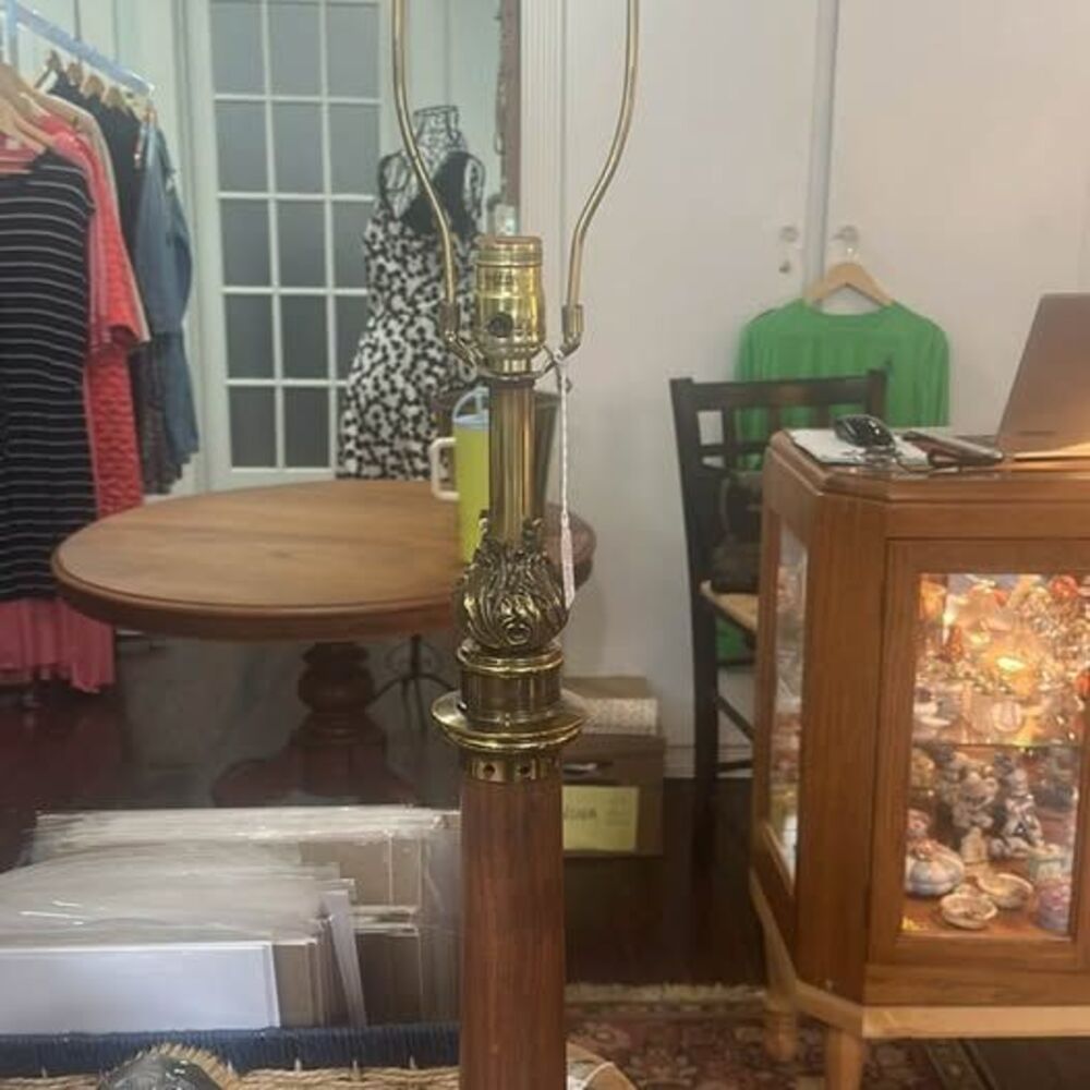 Vintage Stiffel Company Mid Century Brass and Wood Table Lamp